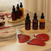 Pierre Gua Sha avec des huiles marocaines Gua Sha stone with Moroccan oils